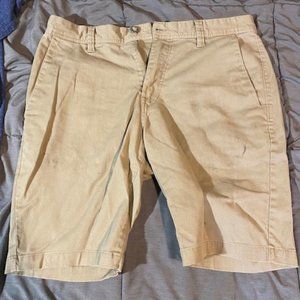 Men's Khaki Volcom Shorts Size 32